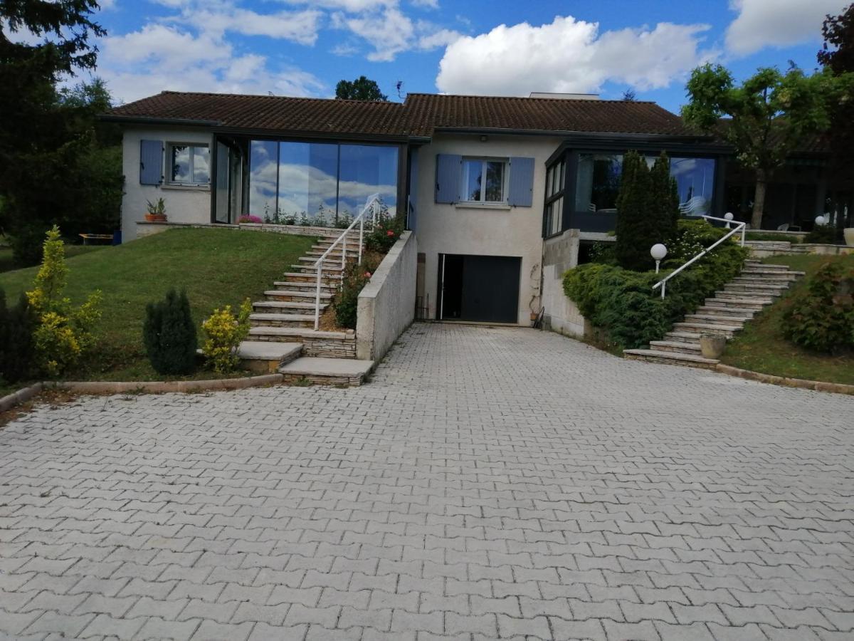 Gite Des Reguinelles Saint-Lattier Exterior foto